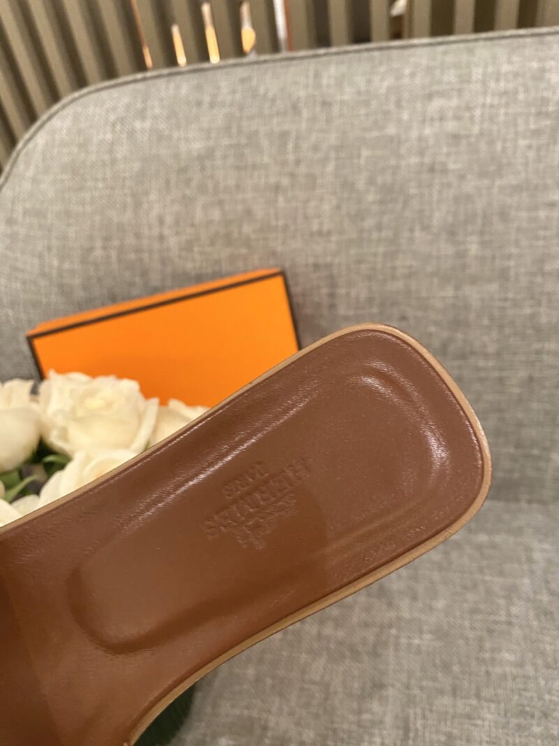 Hermes Slippers In Smooth Leather - Image 8