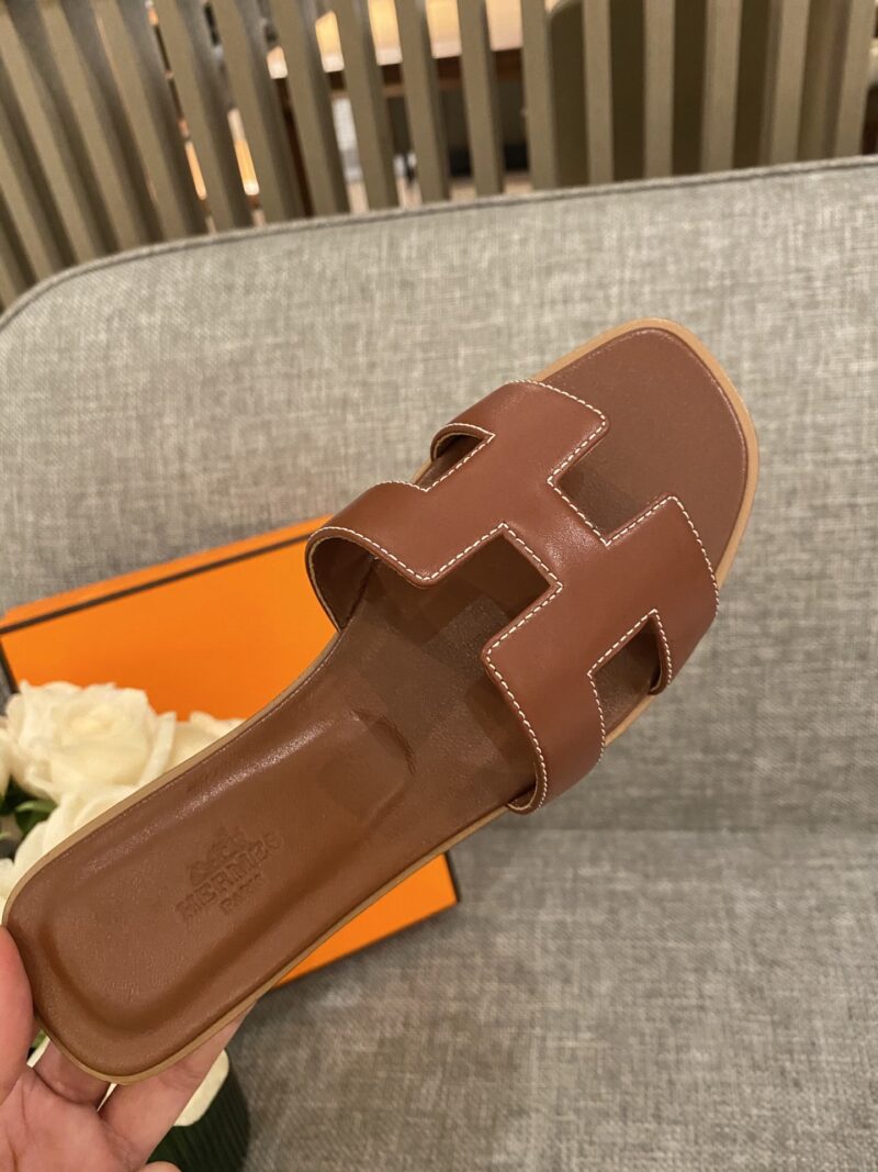 Hermes Slippers In Smooth Leather - Image 9