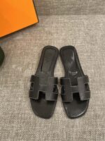 Hermes Slippers In Smooth Leather