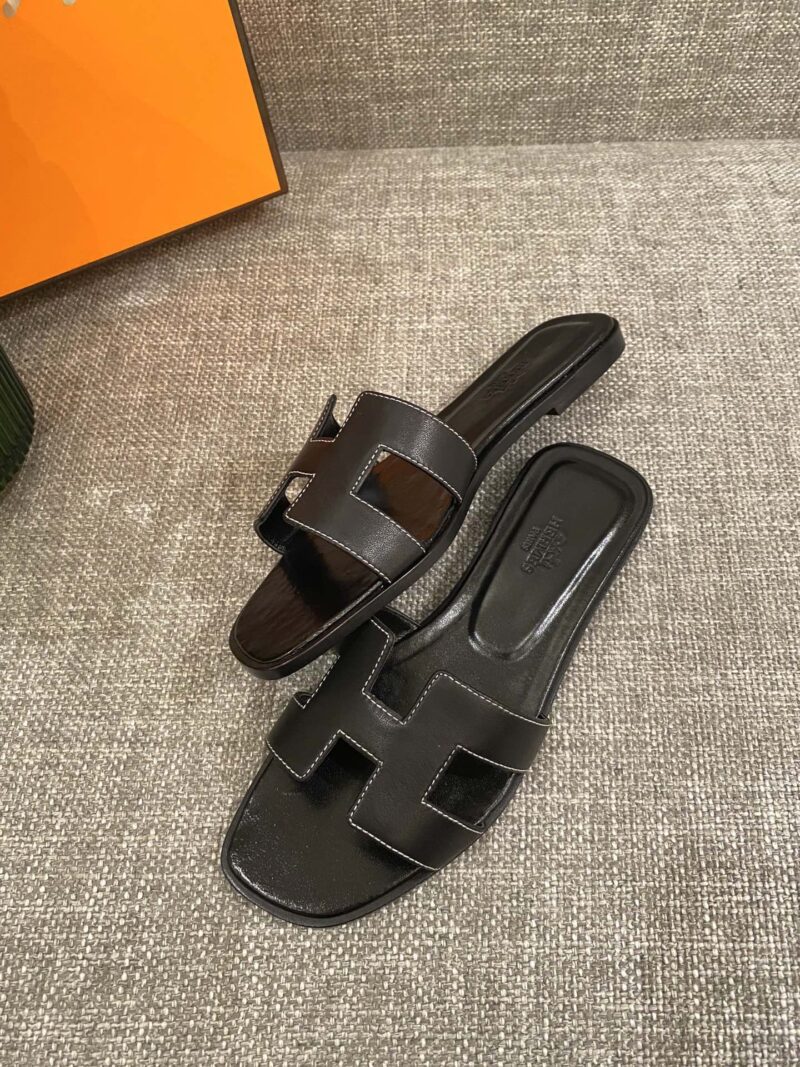 Hermes Slippers In Smooth Leather - Image 8