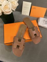 Hermes Slippers In Smooth Leather - Image 2