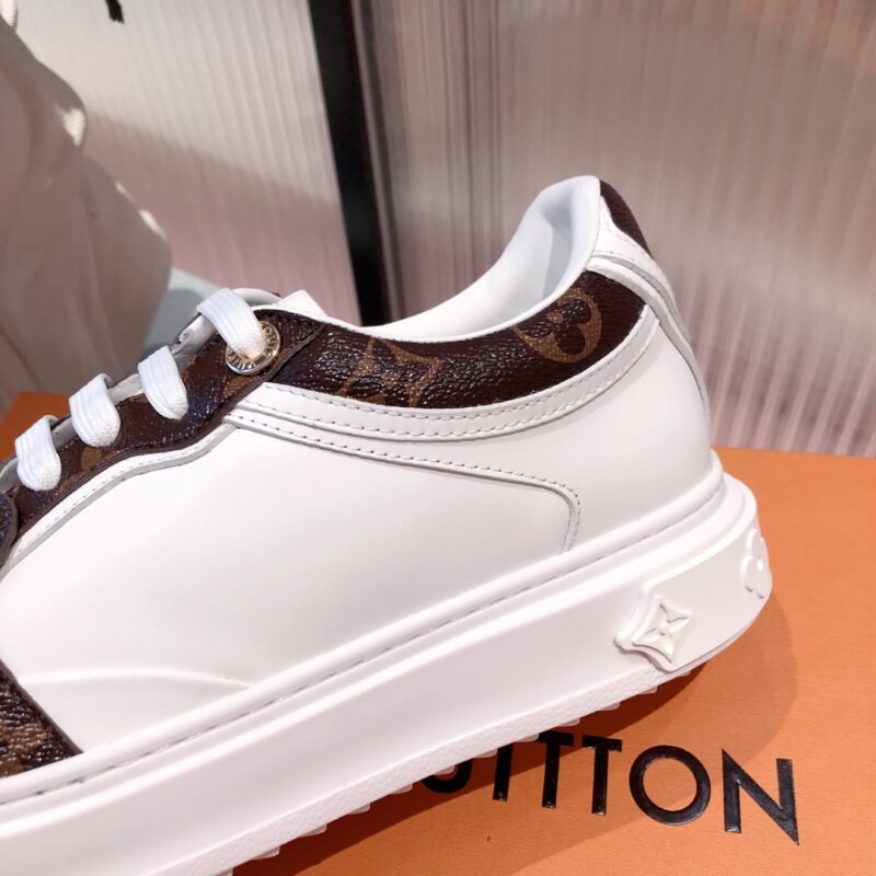 Louis Vuitton Sneakers - Image 3