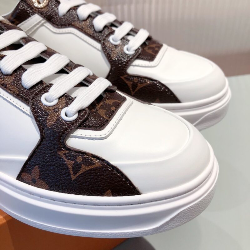 Louis Vuitton Sneakers - Image 9