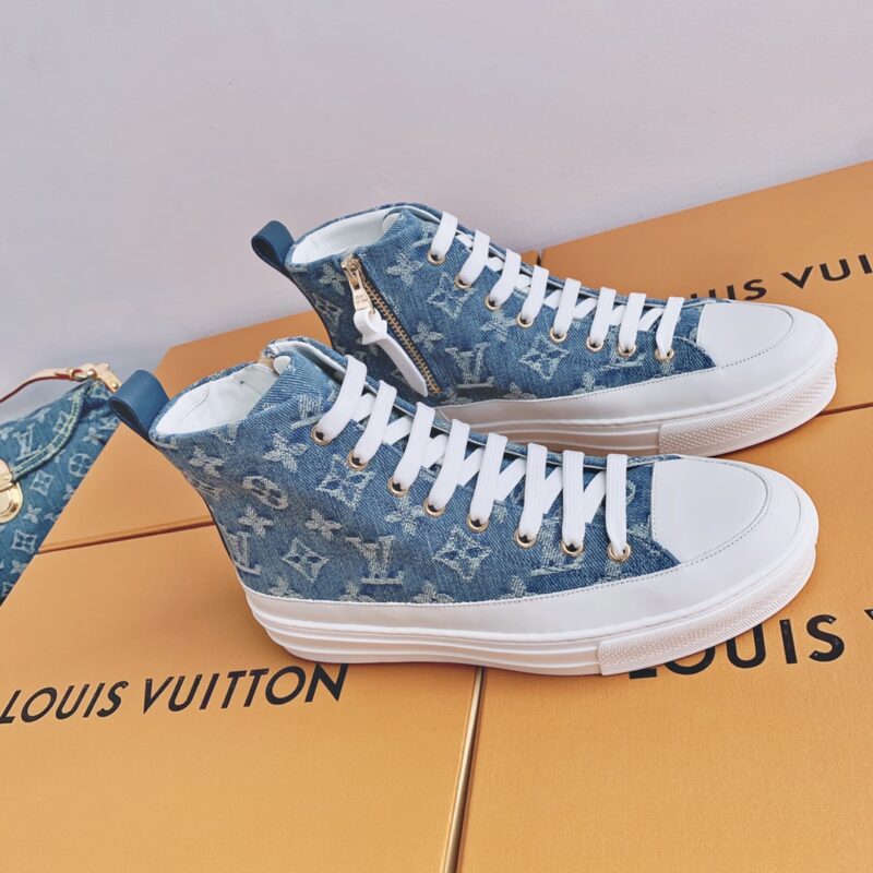 Louis Vuitton Sneakers - Image 6