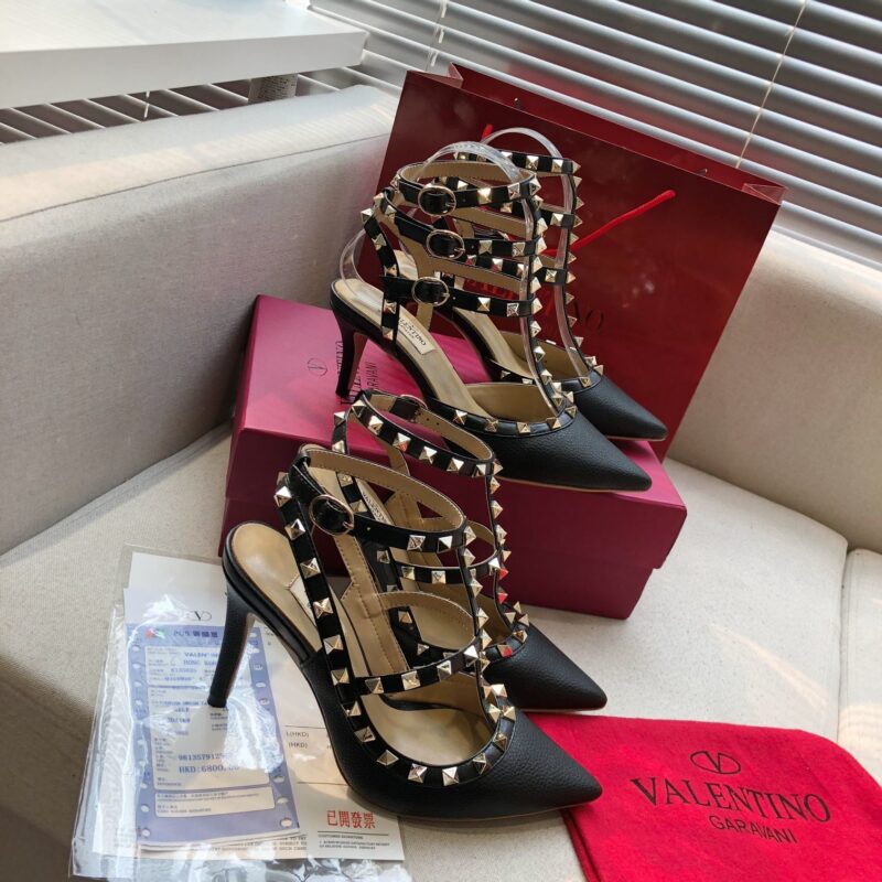 Valentino Heels-Patent Leather-9.5CM - Image 3