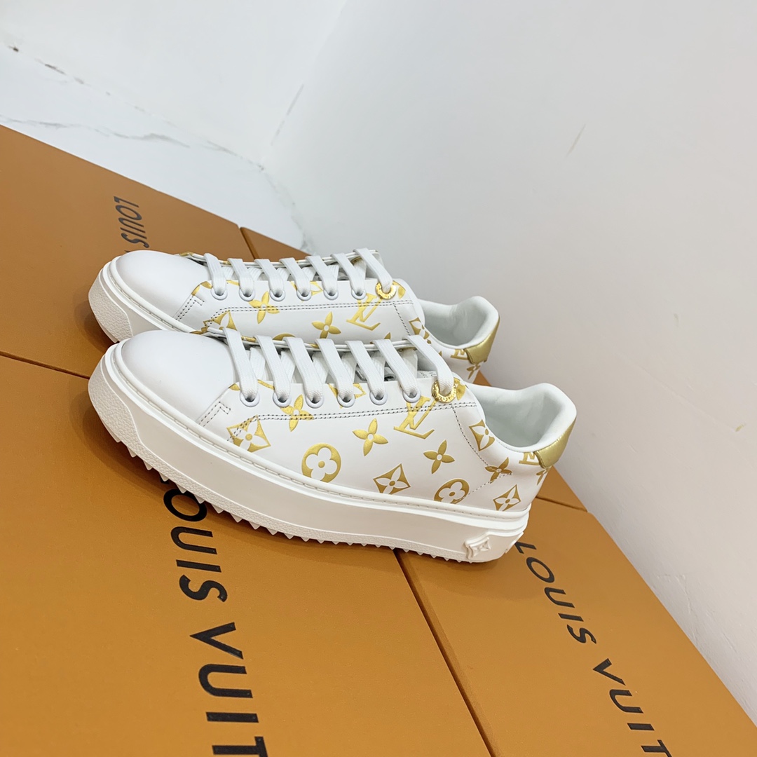 sh-42876458_5_.jpg Louis Vuitton Low-Top Sneakers - Image 1