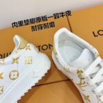 Louis Vuitton Low-Top Sneakers - Image 8