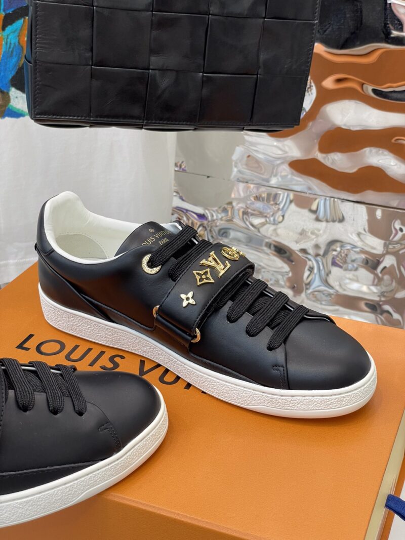 Louis Vuitton Sneakers - Image 4