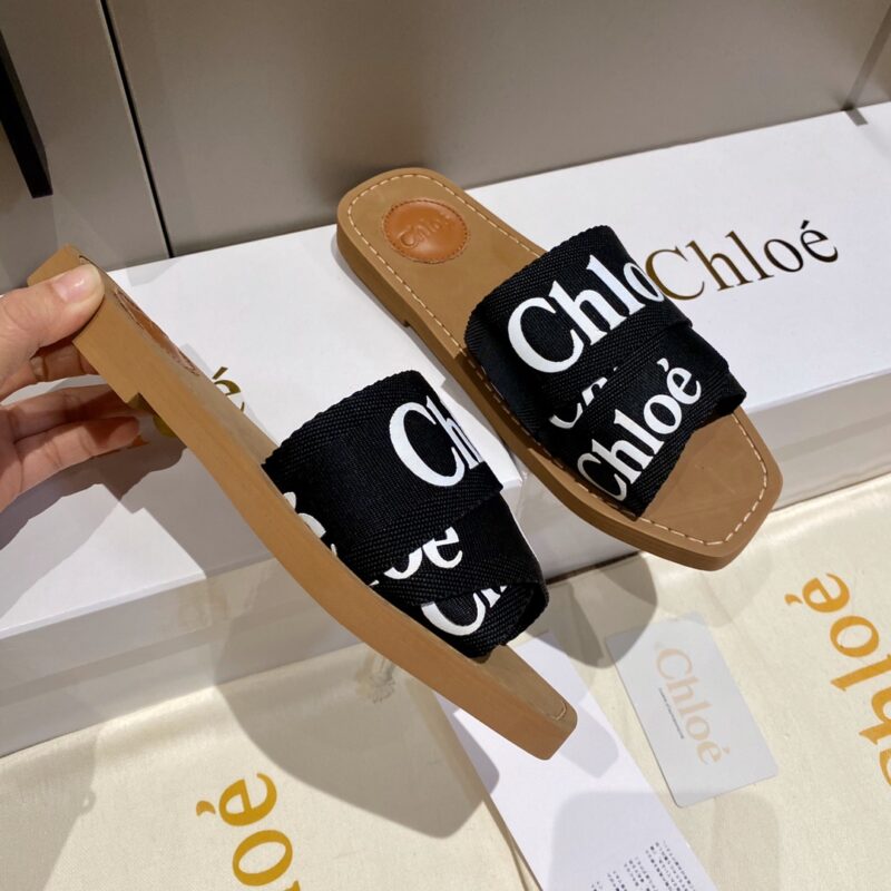 Chloe Slides - Image 7