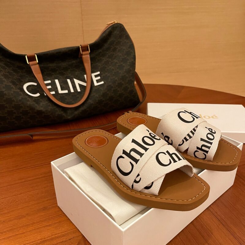 Chloe Slides - Image 4