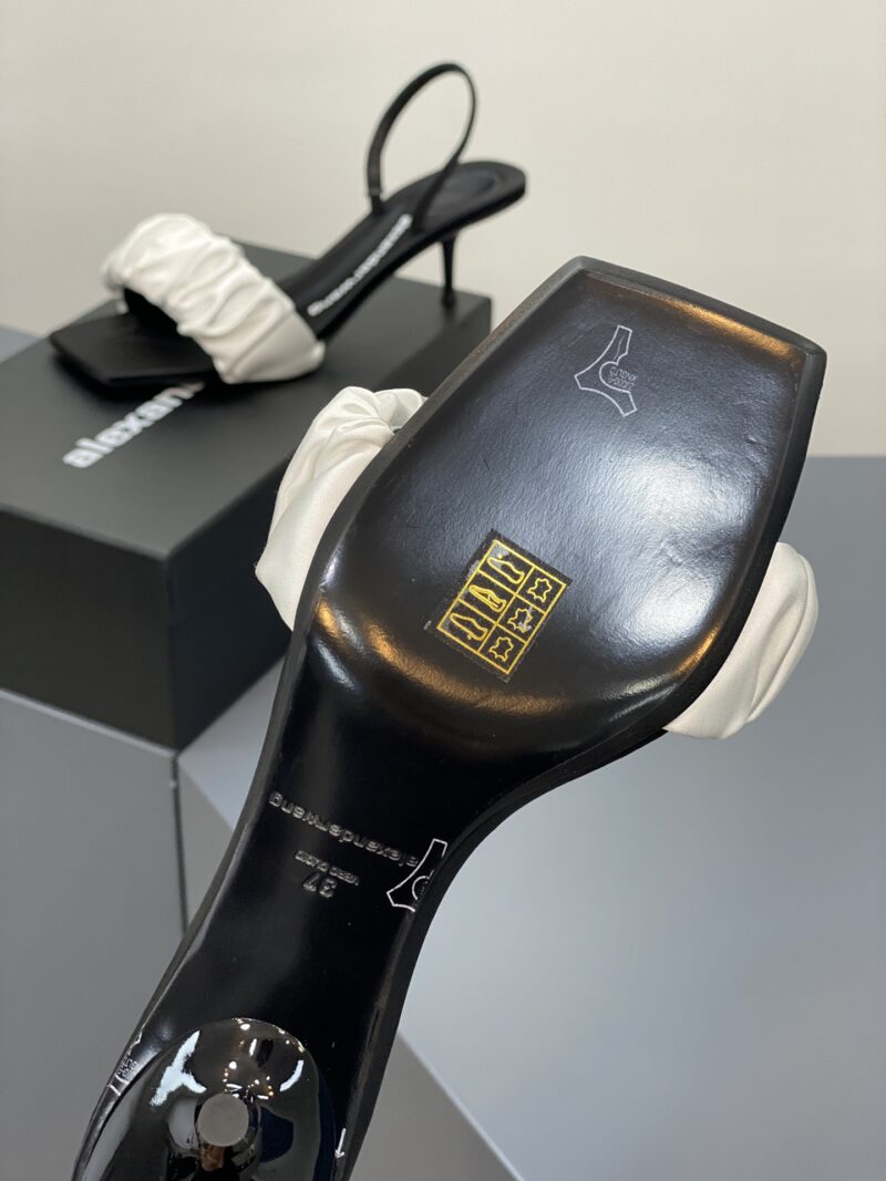 Alexander Heels - Image 6