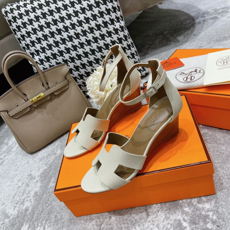 Hermes Sandals - Image 3