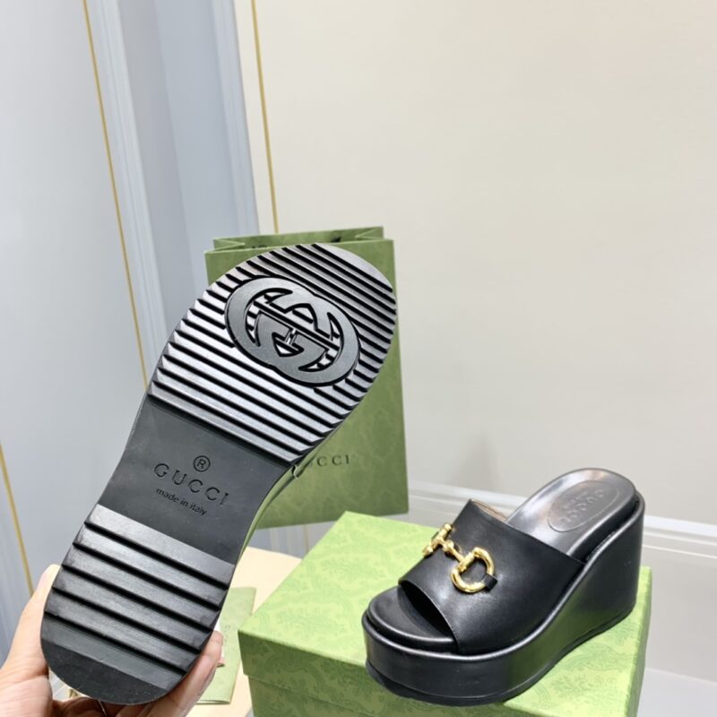 Gucci Slides - Image 4