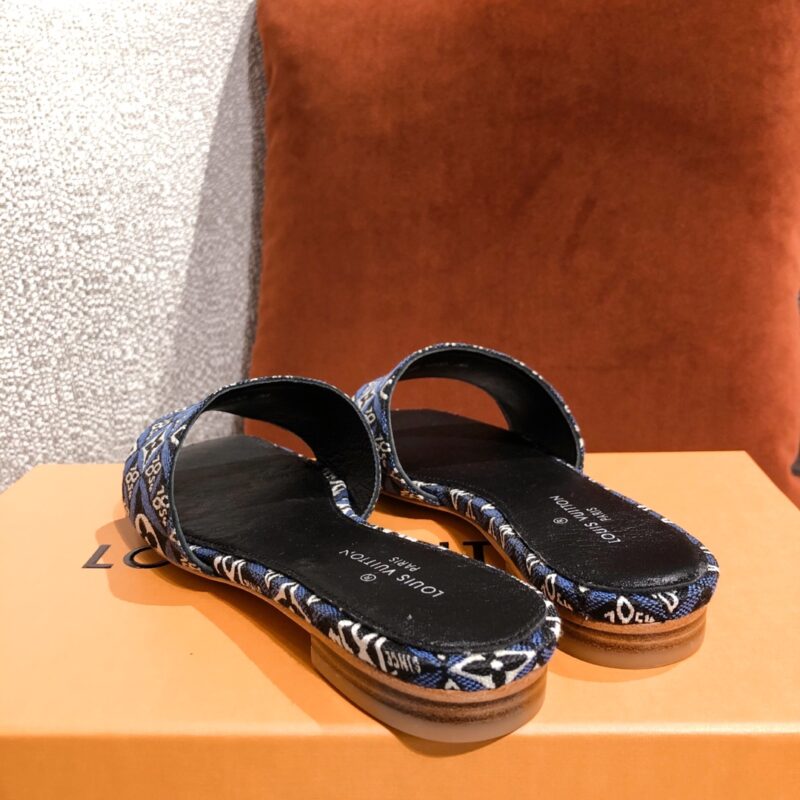 Louis Vuitton Slides - Image 3