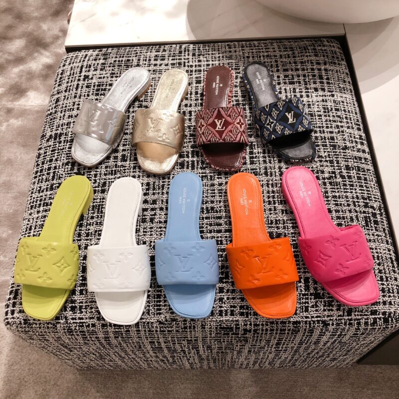 Louis Vuitton Slides - Image 4