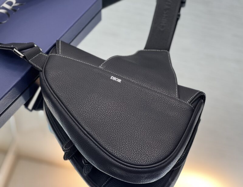 Diro Saddle Bag-20 x 28.6 x 5CM - Image 5