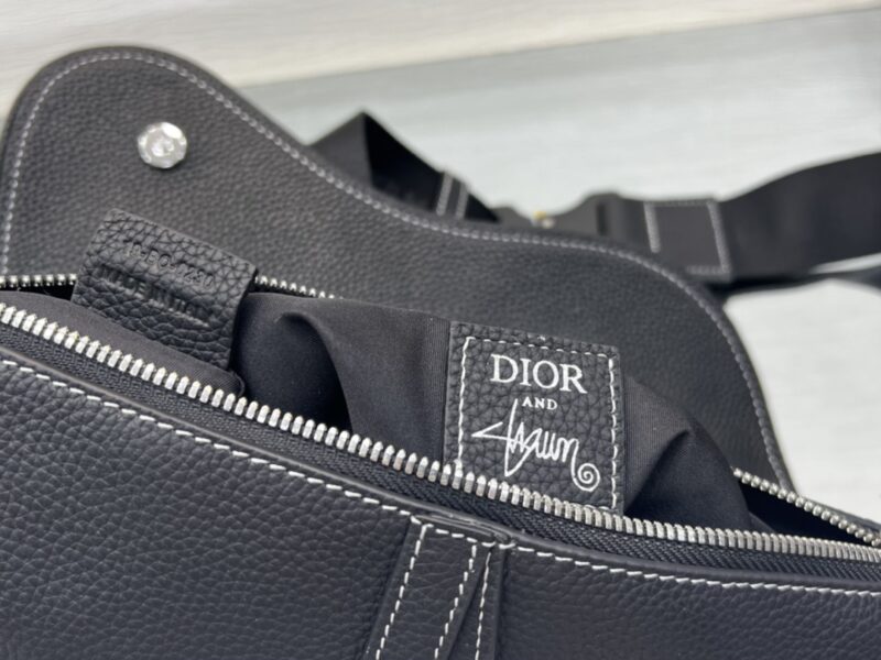 Diro Saddle Bag-20 x 28.6 x 5CM - Image 9