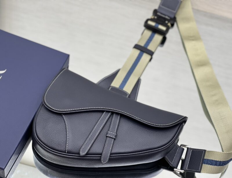 Diro Saddle Bag-20 x 28.6 x 5CM - Image 2