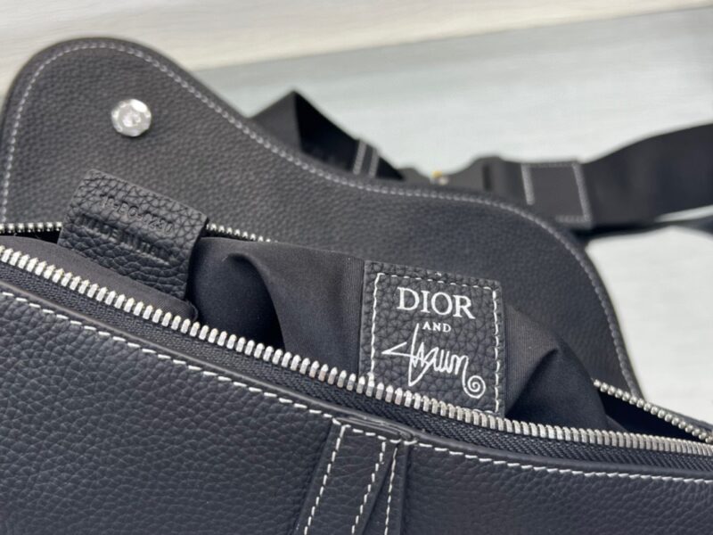Diro Saddle Bag-20 x 28.6 x 5CM - Image 2
