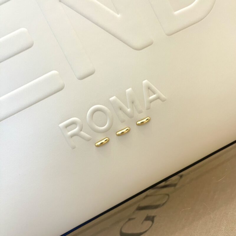 Fendi Tote-36*17*31CM - Image 4