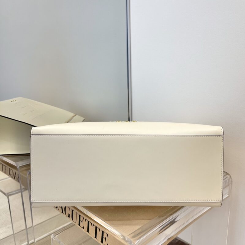 Fendi Tote-36*17*31CM - Image 7