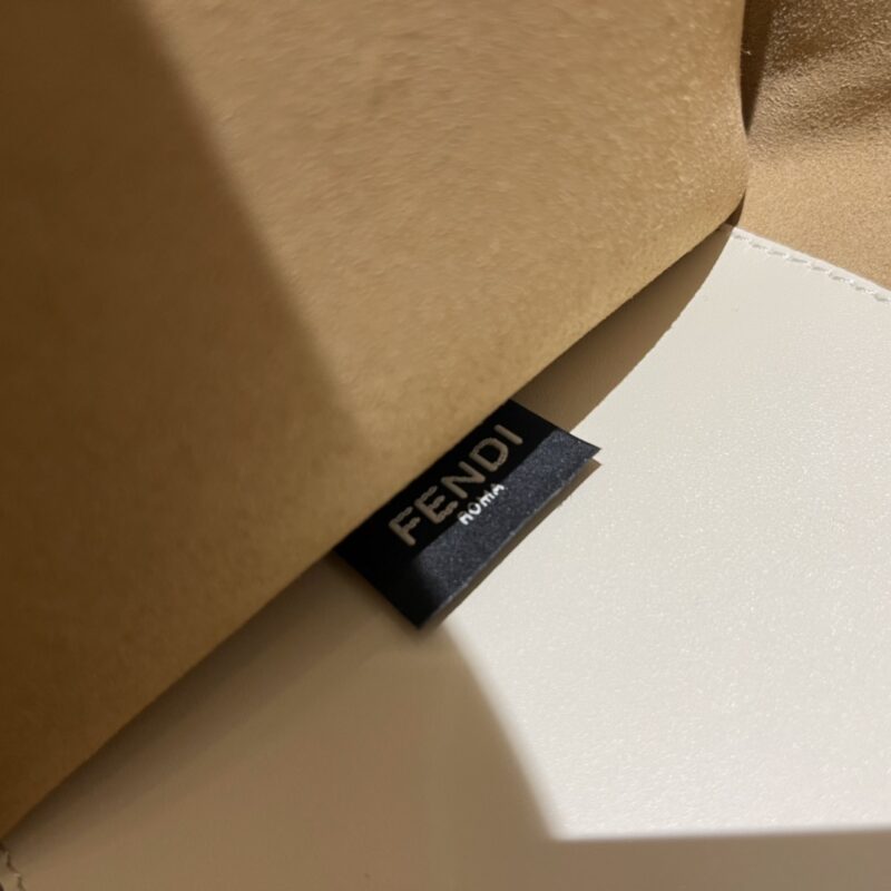 Fendi Tote-36*17*31CM - Image 9