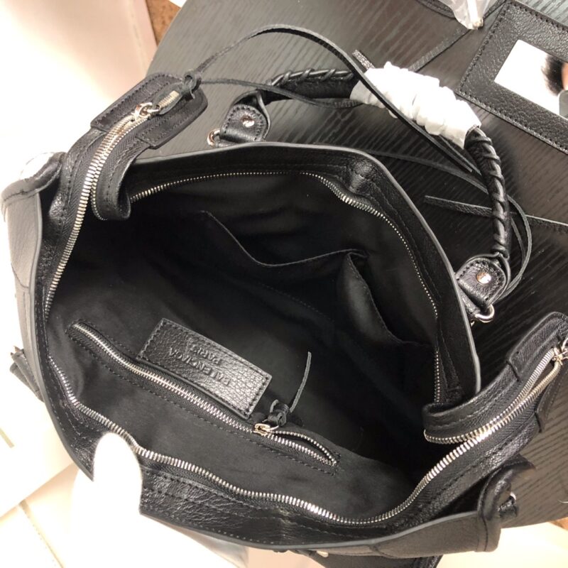 Balenciaga Graffiti Classic City(4 size avaible) - Image 8