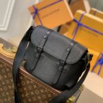 Louis Vuitton Christopher Handbags-M58476-25*29*9CM