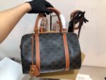 Celin Triomphe Handbags -31*21*17CM - Image 3