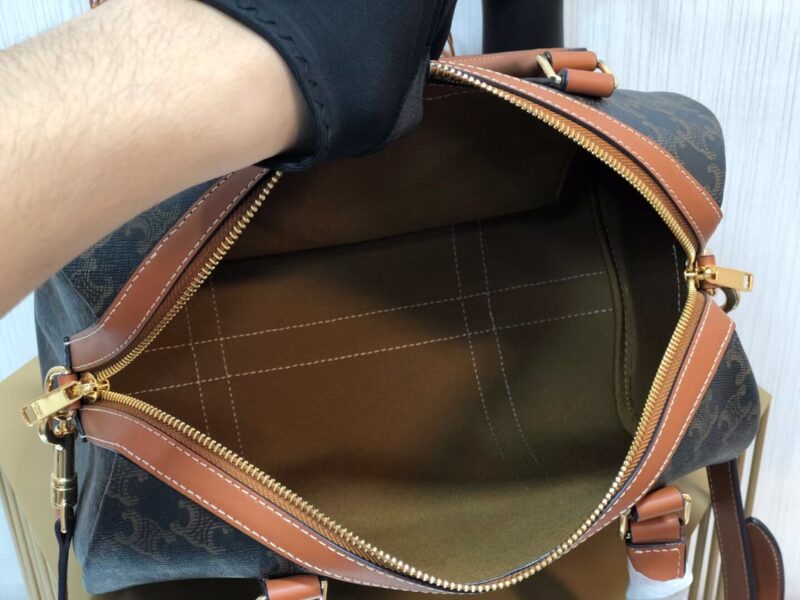 Celin Triomphe Handbags -31*21*17CM - Image 2