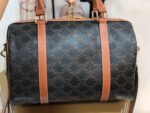 Celin Triomphe Handbags -31*21*17CM - Image 8