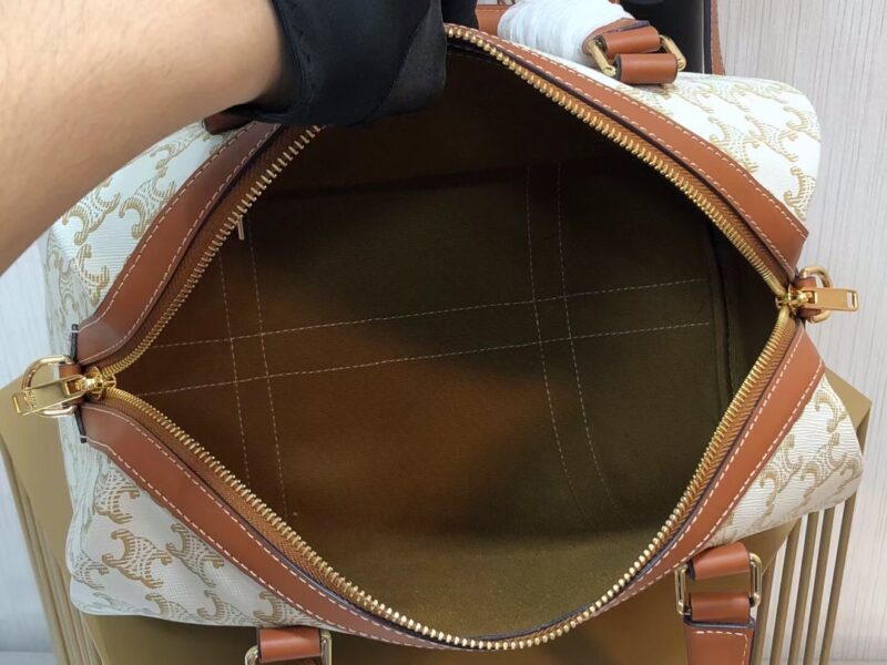 Celin Triomphe Handbags -31*21*17CM - Image 3