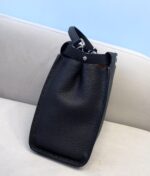 Fendi Peekaboo Handbags - Image 8