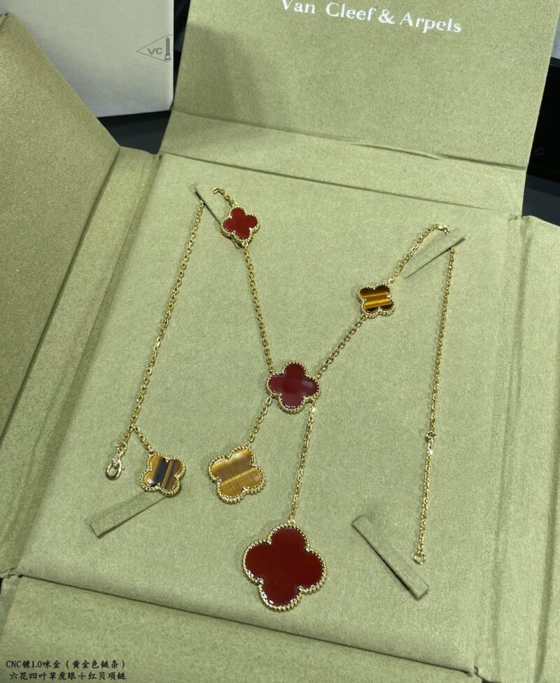 VCA Necklace - Image 6