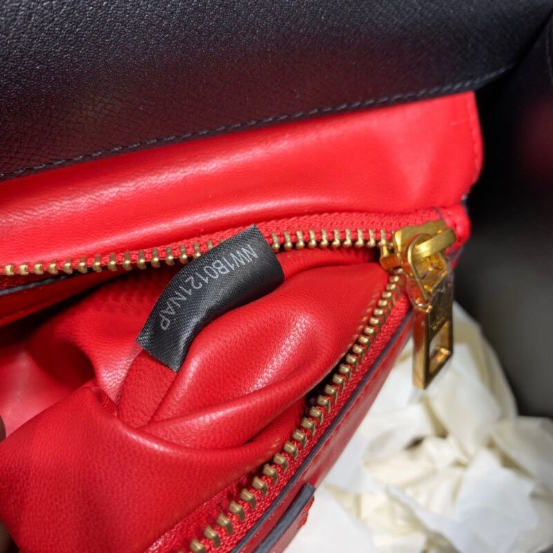 Valentino Garavani Vsling Bags-30.5*23*14 CM - Image 7