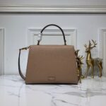 Valentino Garavani Vsling Bags-30.5*23*14 CM - Image 5