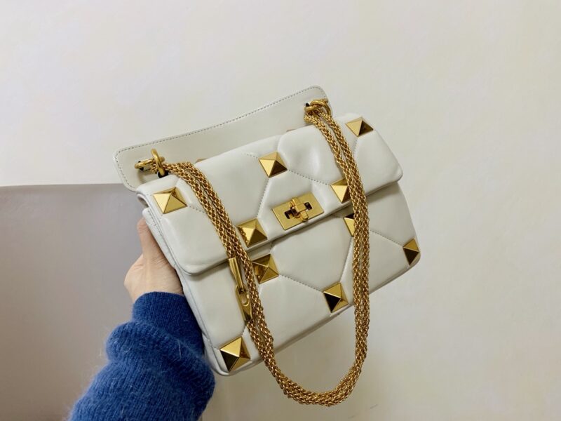 Valentin0 Garavani Roman Stud-Small Size-25*16*10CM - Image 4