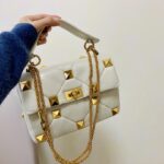 Valentin0 Garavani Roman Stud-Small Size-25*16*10CM