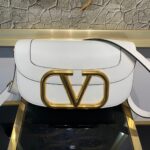 Valentino Garavani Supervee Handbags-26*8*16CM