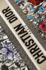 Diro Small Book Tote-36.5CM - Image 3