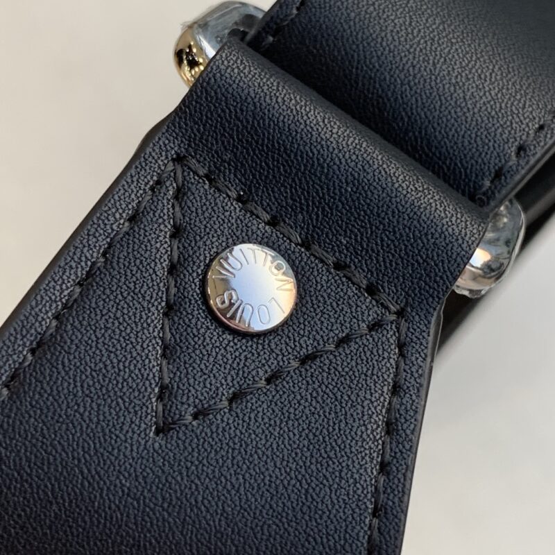 Louis Vuitton Campus Bum Bag-26*13*7CM - Image 5