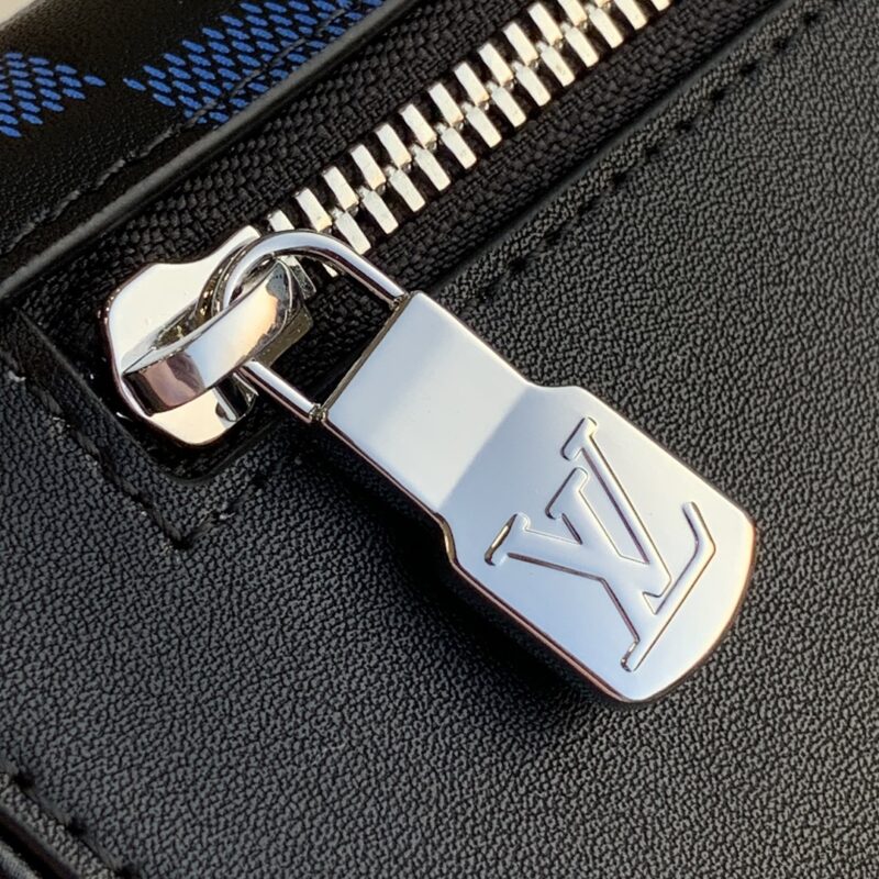 Louis Vuitton Campus Bum Bag-26*13*7CM - Image 8