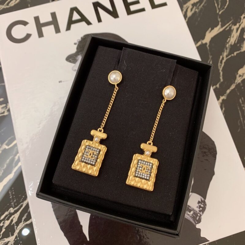 Ch@nel Earring - Image 5