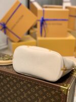 Louis Vuitton Marshmallow Hobo-24*22*13CM - Image 7