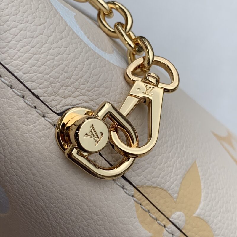 Louis Vuitton Marshmallow Hobo-24*22*13CM - Image 5