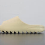 KANYE WEST X ADIDAS YEEZY SLIDE “RESIN”FW6345