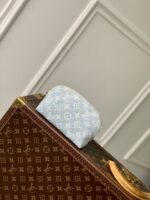 Louis Vuitton Pochette Cosmétique-19 x 12 x 6CM