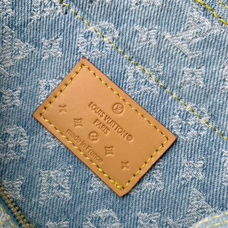 Louis Vuitton Pochette Cosmétique-19 x 12 x 6CM - Image 8