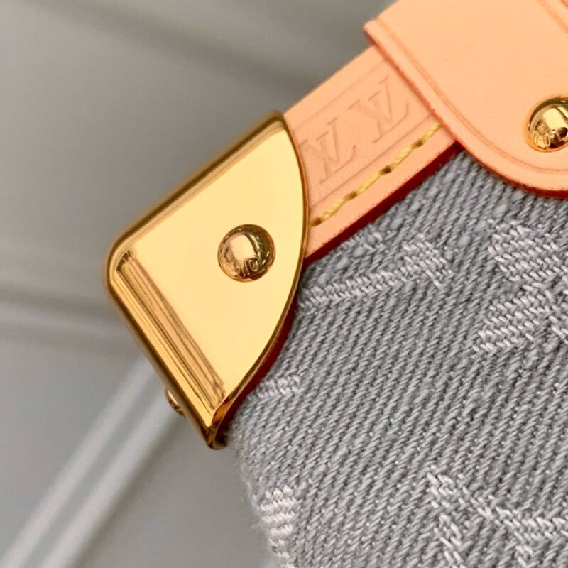 Louis Vuitton Side Trunk -M13285-16 x 8.5 x 23.5CM - Image 7