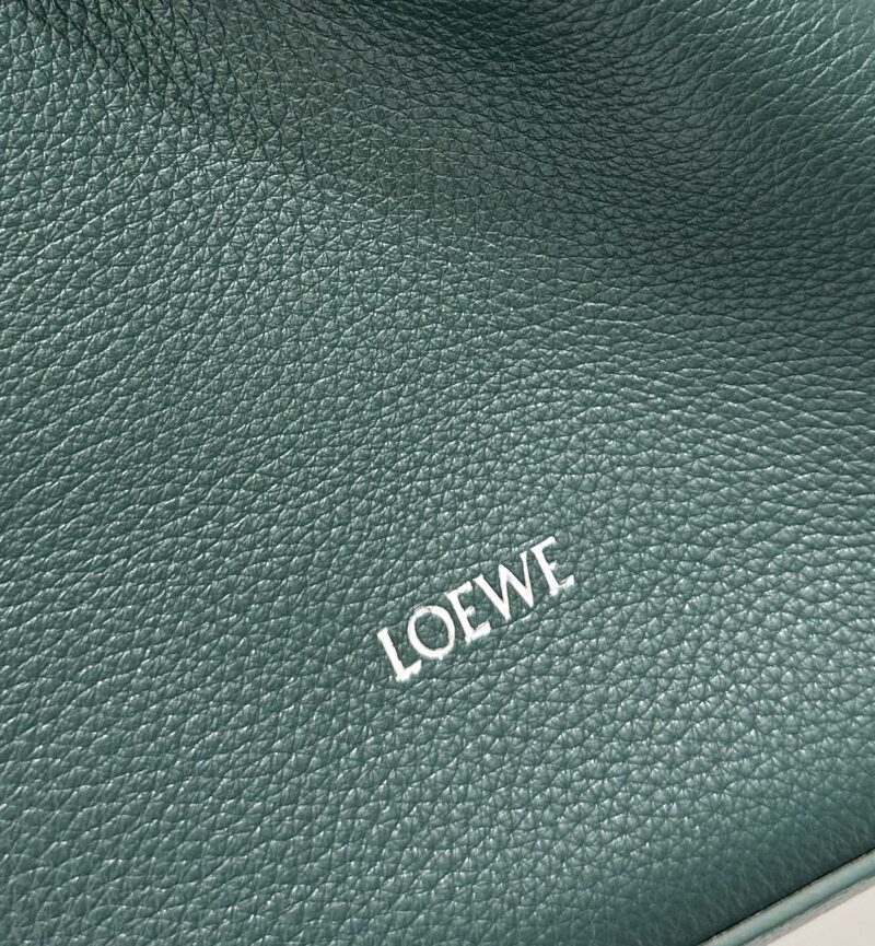 Lowee Pebble Pouch Bag-27.5×11×40CM - Image 4